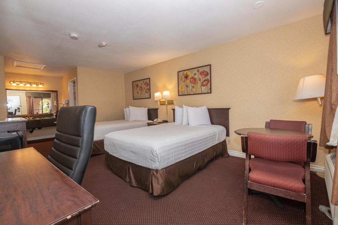 Hospitality Inn San Bernardino Exteriér fotografie