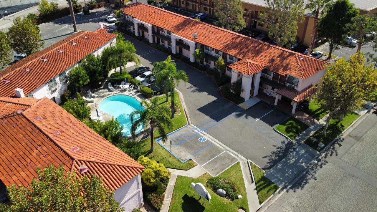 Hospitality Inn San Bernardino Exteriér fotografie
