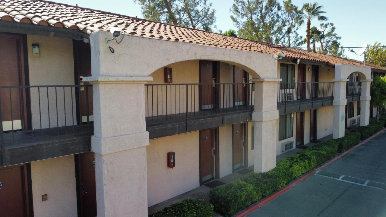 Hospitality Inn San Bernardino Exteriér fotografie