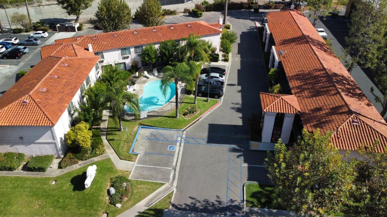 Hospitality Inn San Bernardino Exteriér fotografie