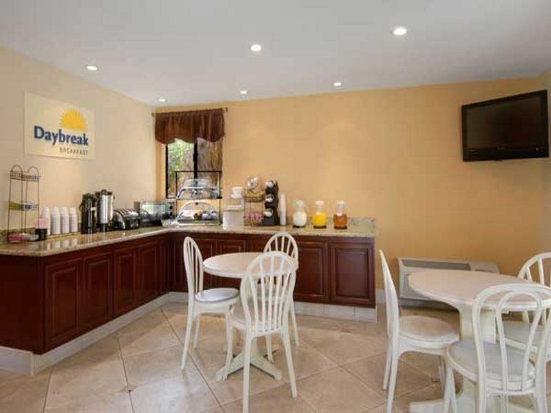 Hospitality Inn San Bernardino Exteriér fotografie